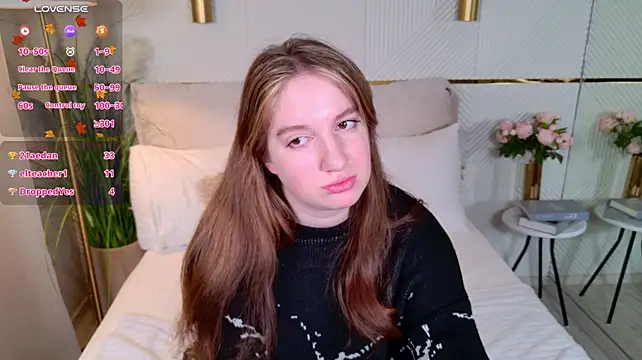 Elisabeth_Binder live cam on StripChat
