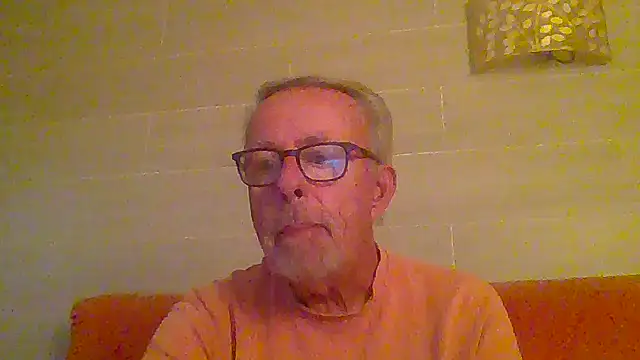 tuggy59 live cam on StripChat