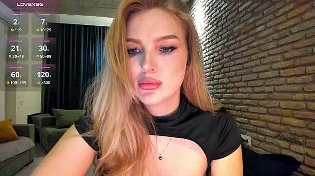 fifteenpoem live cam on StripChat