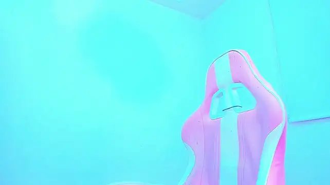 Ariana_f