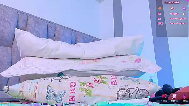 Alhara_Luna webcam