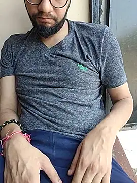 Handsome_guy_