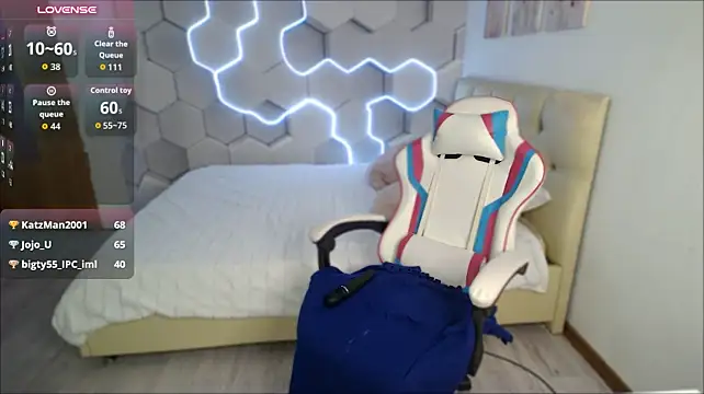 aliicemeow