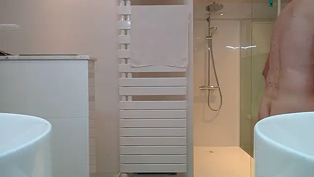 HotLucas66
