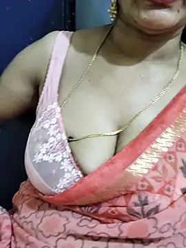 Raashi_Kannada_Telugu