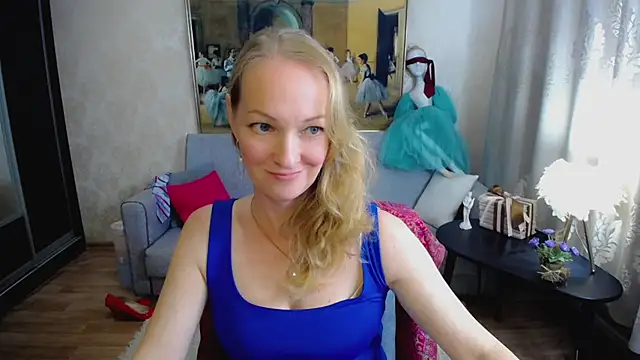 Alana_Solara