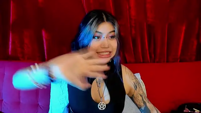 pinkk_deemon__