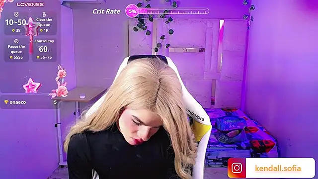 Sophiaa_doll_