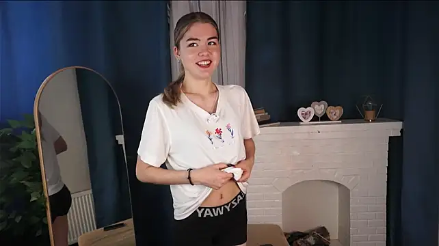 sabrinafalley (F teen) - air kiss :3