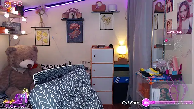 izabella_moore