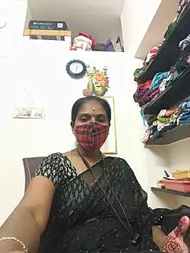 Tamil_Yalini12