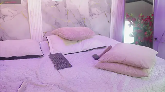 luxxo_xo live cam on StripChat