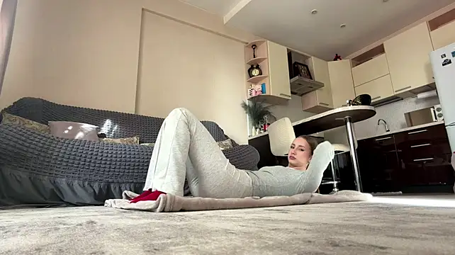 ShelbaMitsuda live cam on StripChat