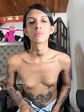 JADE_GIL_ live cam on StripChat