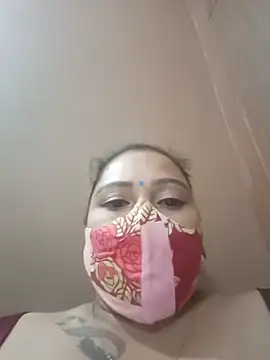 SEXY-RASHMI live cam on StripChat