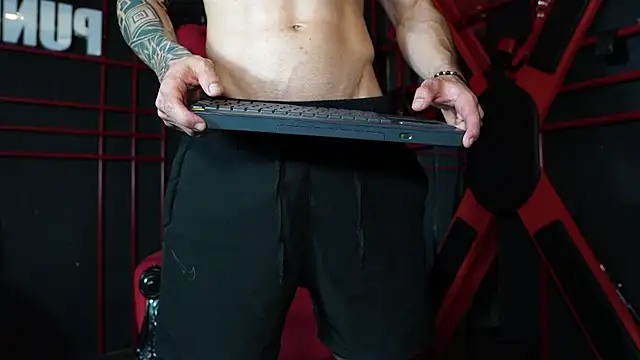 Austin_bolt