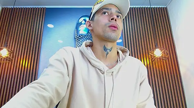 DarkHuntter on Stripchat