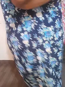 Ravina_patil1 live cam on StripChat