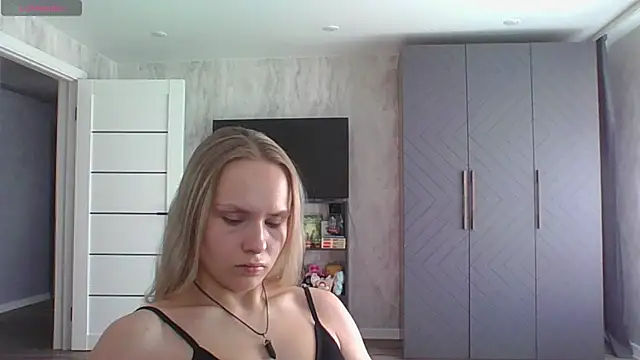 Annie_Cohn webcam