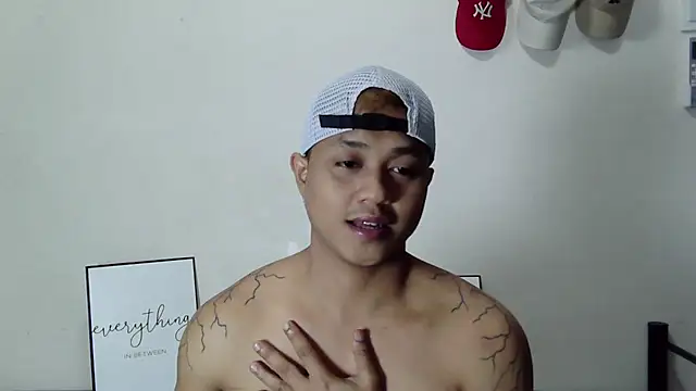 LonelyMark4u live cam on StripChat