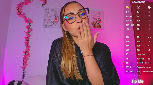 PollyGrey_1 webcam