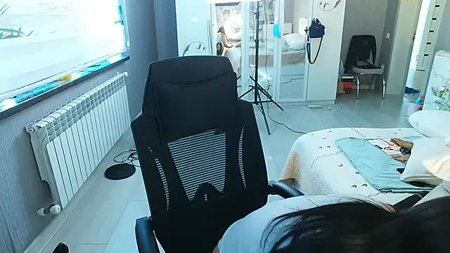 MissValday webcam