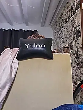 kylie_blck webcam