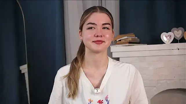 SabrinaFalley live cam on StripChat
