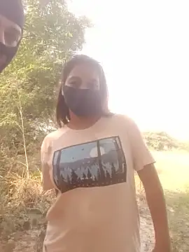 hot-punjabi-couple