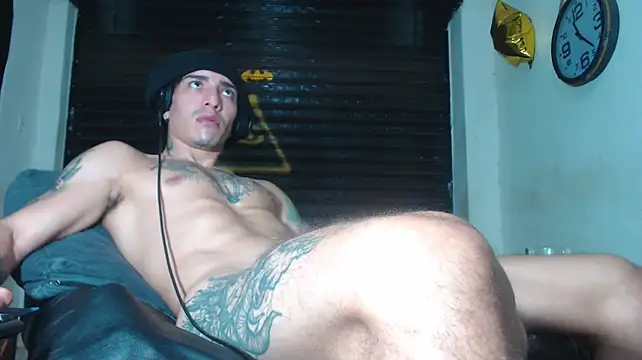 targuerian22 live cam