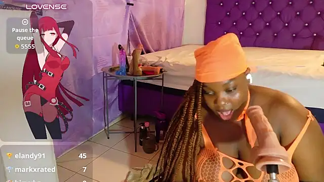ebony_NeighborMoans live cam on StripChat