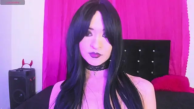 cutenaked_8 live cam on StripChat