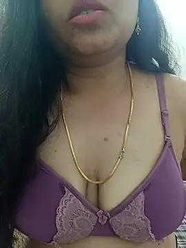 Anushka_tamil_kannada