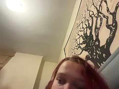Scarlet1128 webcam