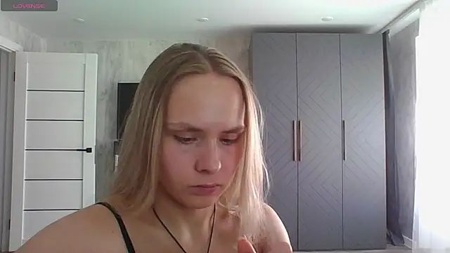 Annie_Cohn