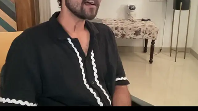 Mr_Ajnabee live cam on StripChat