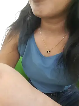 Navya6879