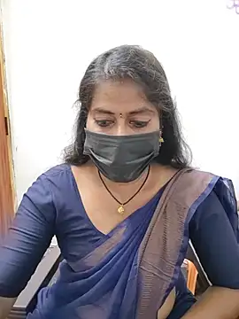 tamil_Sigappu_Roja