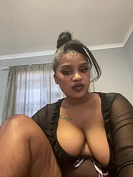 Amberr_Roose