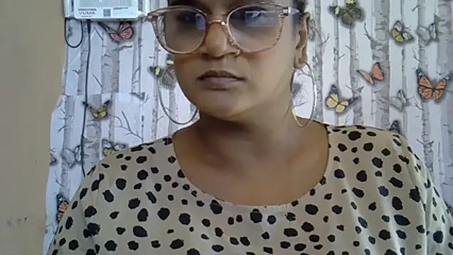 indianstrawberrylips4u