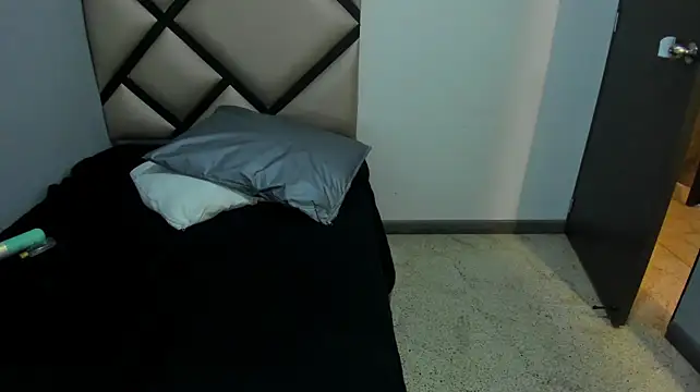 mrs_desire01