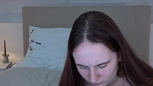 L1ittle_kitty_ live cam on StripChat