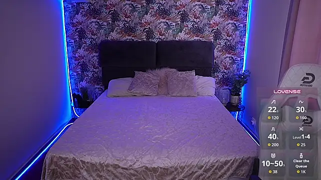 Sexy_Ira live cam on StripChat