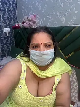 BarbieJasmine live cam on StripChat