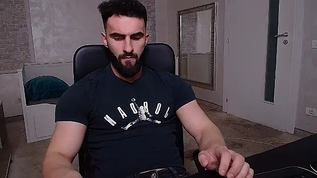 MicahLane live cam on StripChat