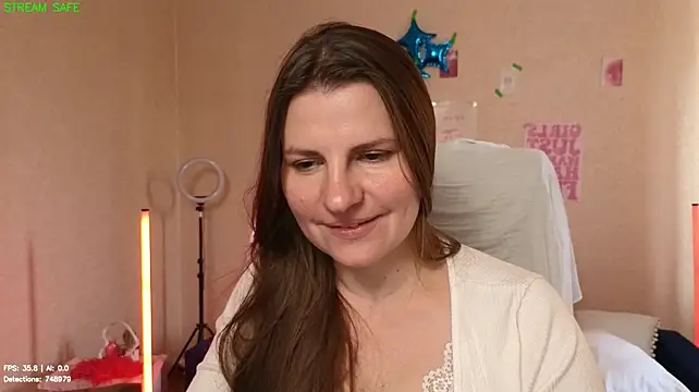Mirabelle_Velvet