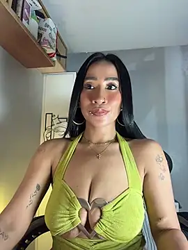AsianMilfSheryl webcam