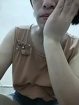 Blackrose05 live cam on StripChat