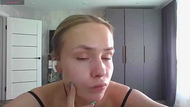 Annie_Cohn