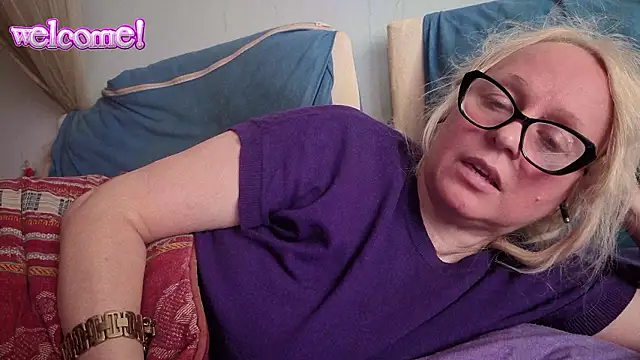 martachatte live cam on StripChat